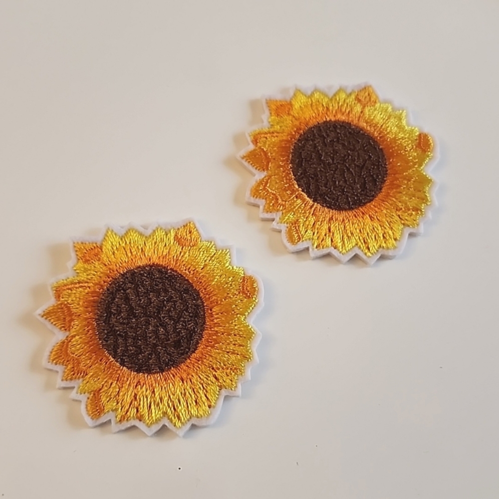 Pair of Sunflower Embroidered  Iron on Patches